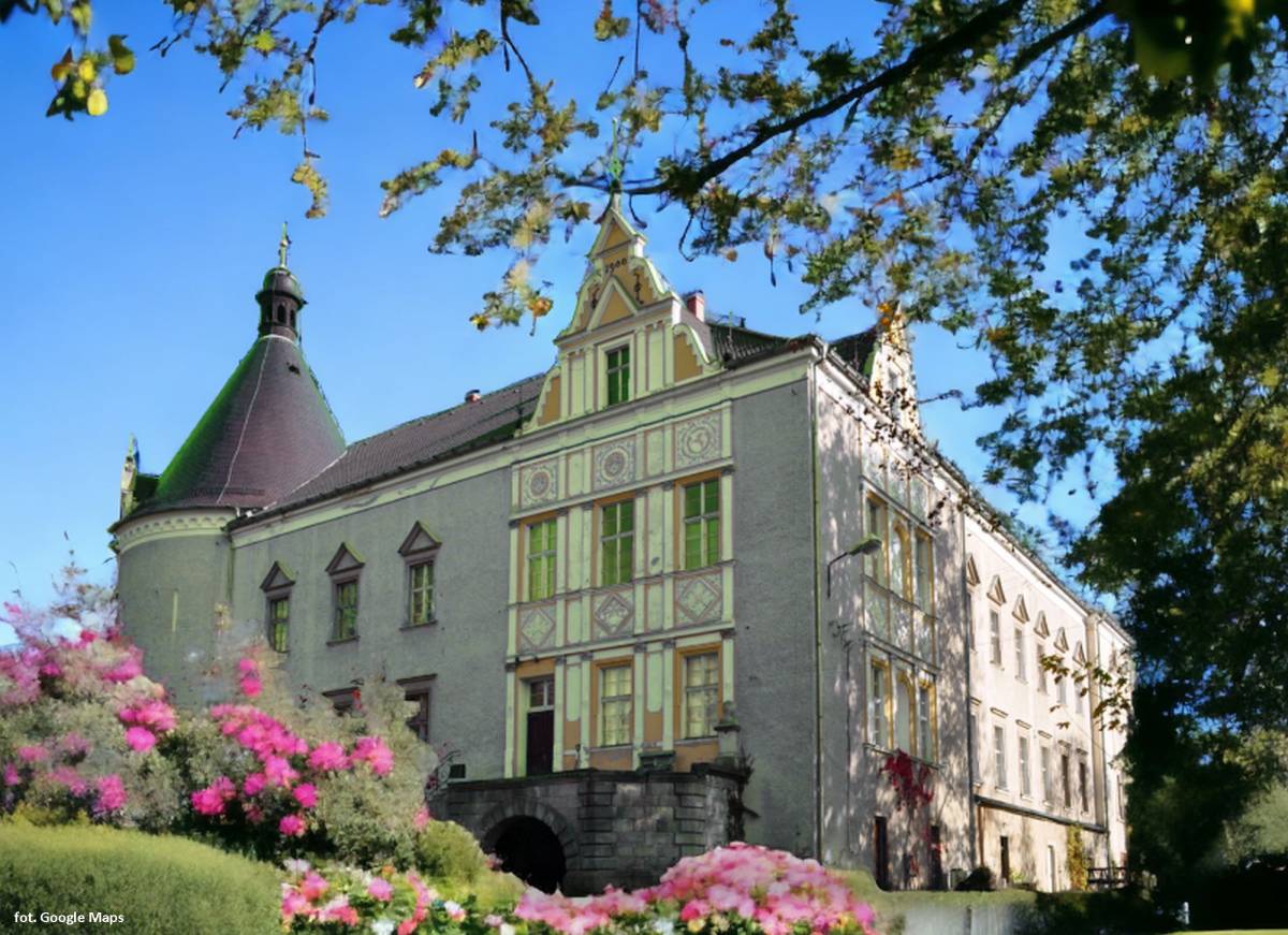 Pałac w Czernicy - palac w czernicy 9