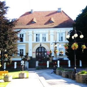 Pałac (Zamek Dolny) w Otmuchowie - palac zamek dolny w otmuchowie 2