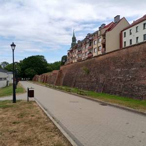 Stare Miasto w Kamieniu Pomorskim - mury miejskie w kamieniu pomorskim 7