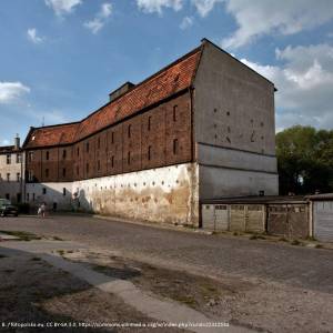 Plac Młynów w Brzegu - plac mlynow w brzegu 2