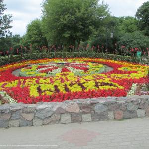 Uzdrowisko w Ciechocinku - flowers clock in ciechocinek