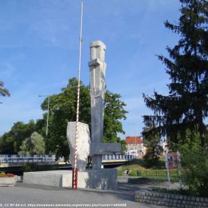 Pomnik 1000-lecia w Międzyrzeczu - pomnik 1000 lecia w miedzyrzeczu 3