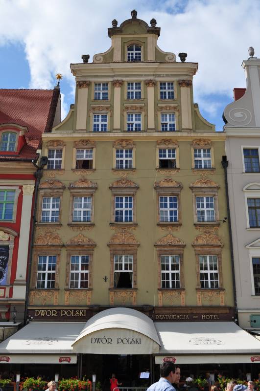Kamienica Dom Polski we Wrocławiu - rynek 5 01 1
