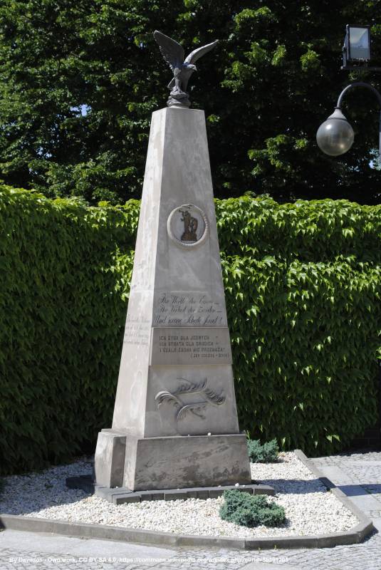 Obelisk Heidebrandów w Opolu - opole obelisk 1