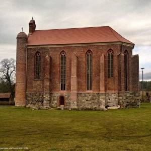 Kościół pw. św. Stanisława Kostki w Chwarszczanach - gmina boleszkowice poland panoramio