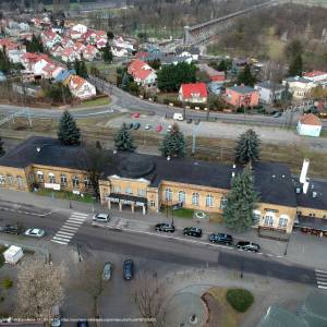 Dworzec kolejowy w Ciechocinku - dworzec pkp ciechocinek dron