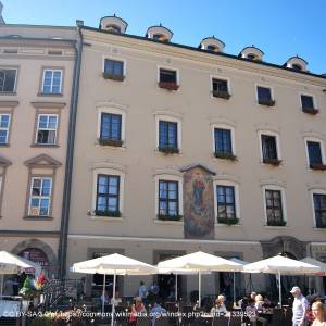 Kamienica Pod Obrazem w Krakowie - a 140 kamienica pod obrazem krakow rynek glowny 19 mm