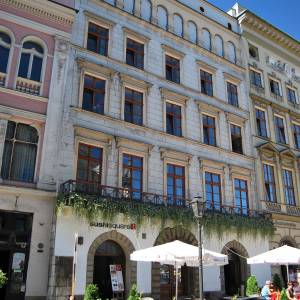 Kamienica Pinocińska w Krakowie - a 338 kamienica pinocinska krakow rynek glowny 15 mm