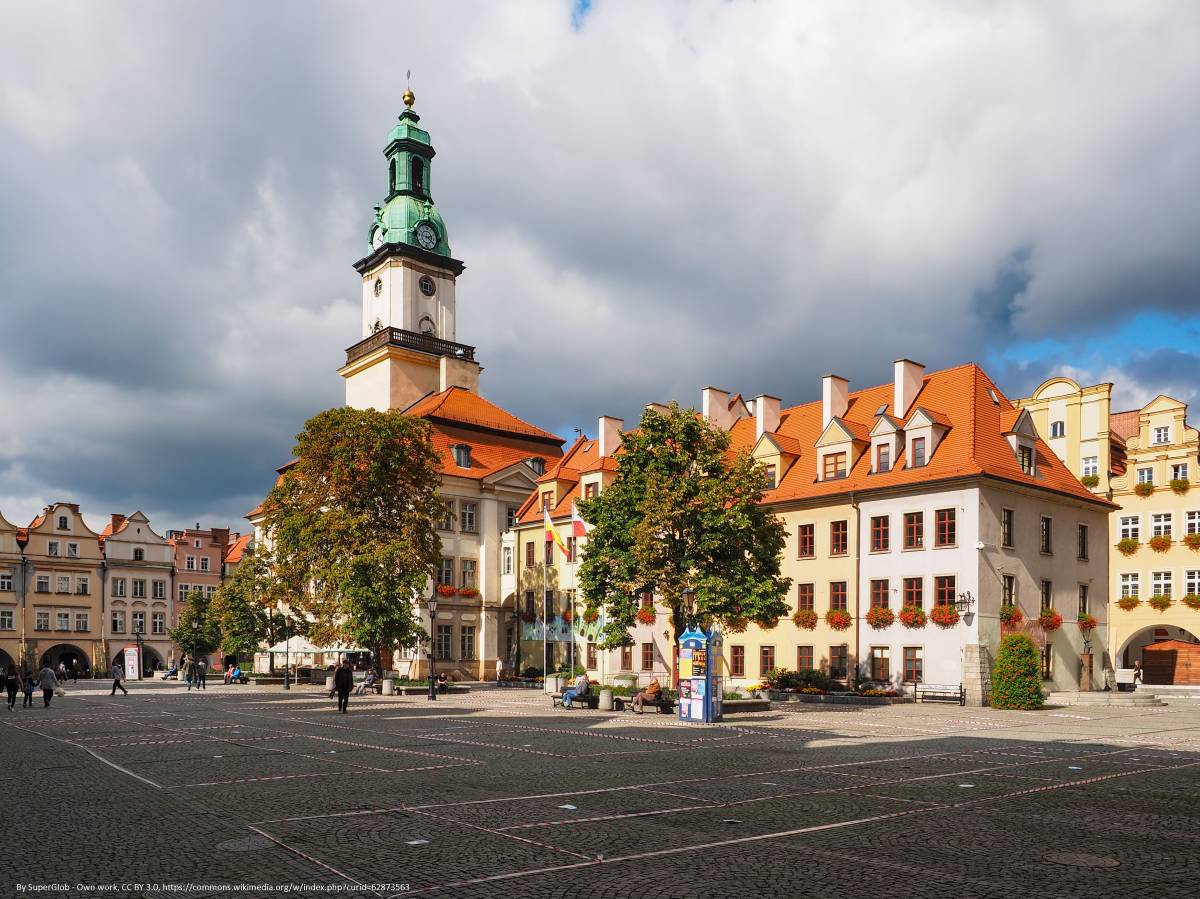 Rynek jeleniogórski (Plac Ratuszowy) - rynek jeleniogorski plac ratuszowy 5