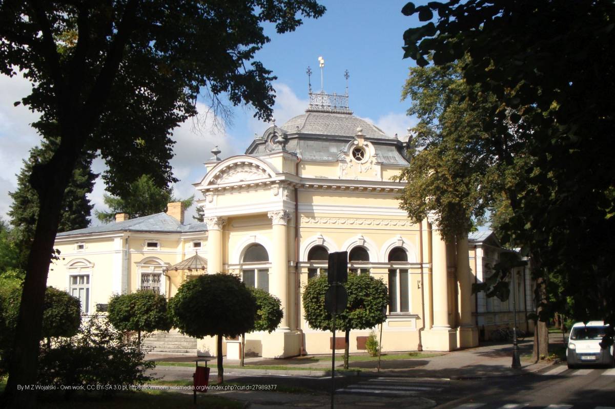 Pałacyk dyrekcji Uzdrowiska Ciechocinek - ciechocinek dyrekcja uzdrowiska mzw 2013 7420