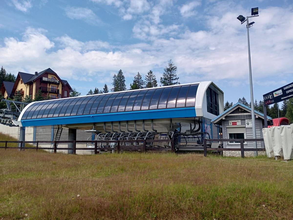 Kolej linowa "Karkonosz-Express" - stacja dolna - kolej linowa karkonosz express stacja dolna 2