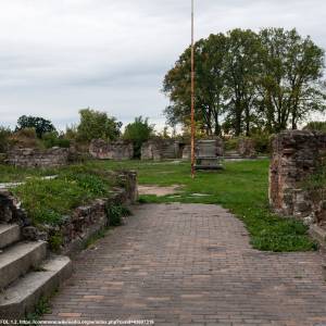 Stare Miasto w Kostrzynie nad Odrą - 15 09 23 festung kustrin ruinen ralfr n3s 1840