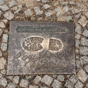 Skwer Śladów Zdobywców w Karpaczu - skwer sladow zdobywcow w karpaczu 1