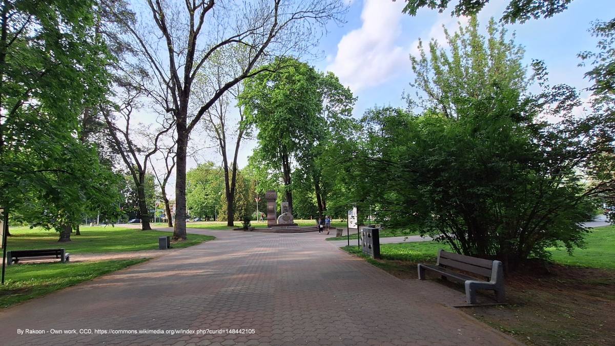 Park Konstytucji 3 Maja w Białymstoku - 20240504 172139 may 2024 in bialystok