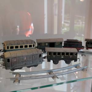 Muzeum Zabawek w Karpaczu - izba kolejnictwa w karpaczu 2