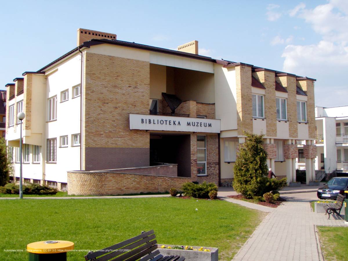 Muzeum Ziemi Augustowskiej w Augustowie - public library and museum in augustow 01