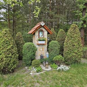 Kapliczka papieska w Kaletach (Drutarnia) - kapliczka papieska w kaletach 3
