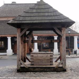 Zabytkowa studnia w Sławkowie - zabytkowa studnia w slawkowie 3