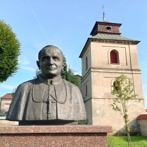 Popiersie Jana Pawła II w Koniecpolu - popiersie jana pawla ii w koniecpolu 6