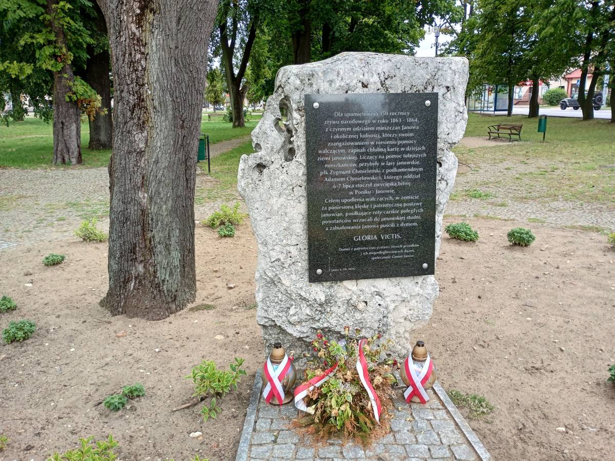 Pomnik Powstania Styczniowego w Janowie - pomnik powstania styczniowego w janowie 2