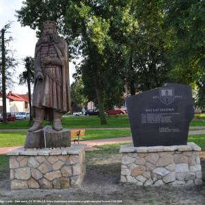 Płyta upamiętniająca 800–lecie Lelowa - plyta upamietniajaca 800 lecie lelowa 2