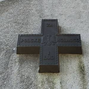 Pomnik żołnierzy AK Oddziału "Wędrowiec" w Brennej - pomnik zolnierzy ak oddzialu wedrowiec w brennej 12