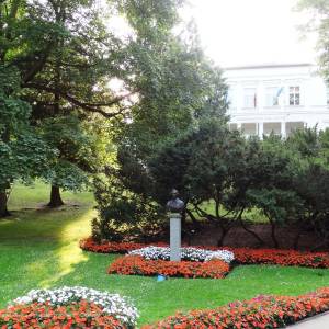 Park Zdrojowy im. Fryderyka Chopina w Międzyzdrojach - dom zdrojowy ob miedzynarodowy dom kultury 1860 4 cw xix miedzyzdroje 14