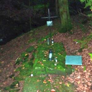 Mogiła nieznanego żołnierza w Wiśle - mogila nieznanego zolnierza w wisle 2