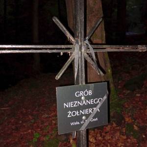 Mogiła nieznanego żołnierza w Wiśle - mogila nieznanego zolnierza w wisle 8