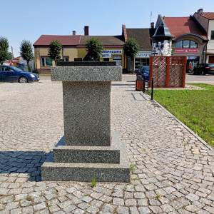 Zegar słoneczny w Koniecpolu - zegar sloneczny w koniecpolu 3