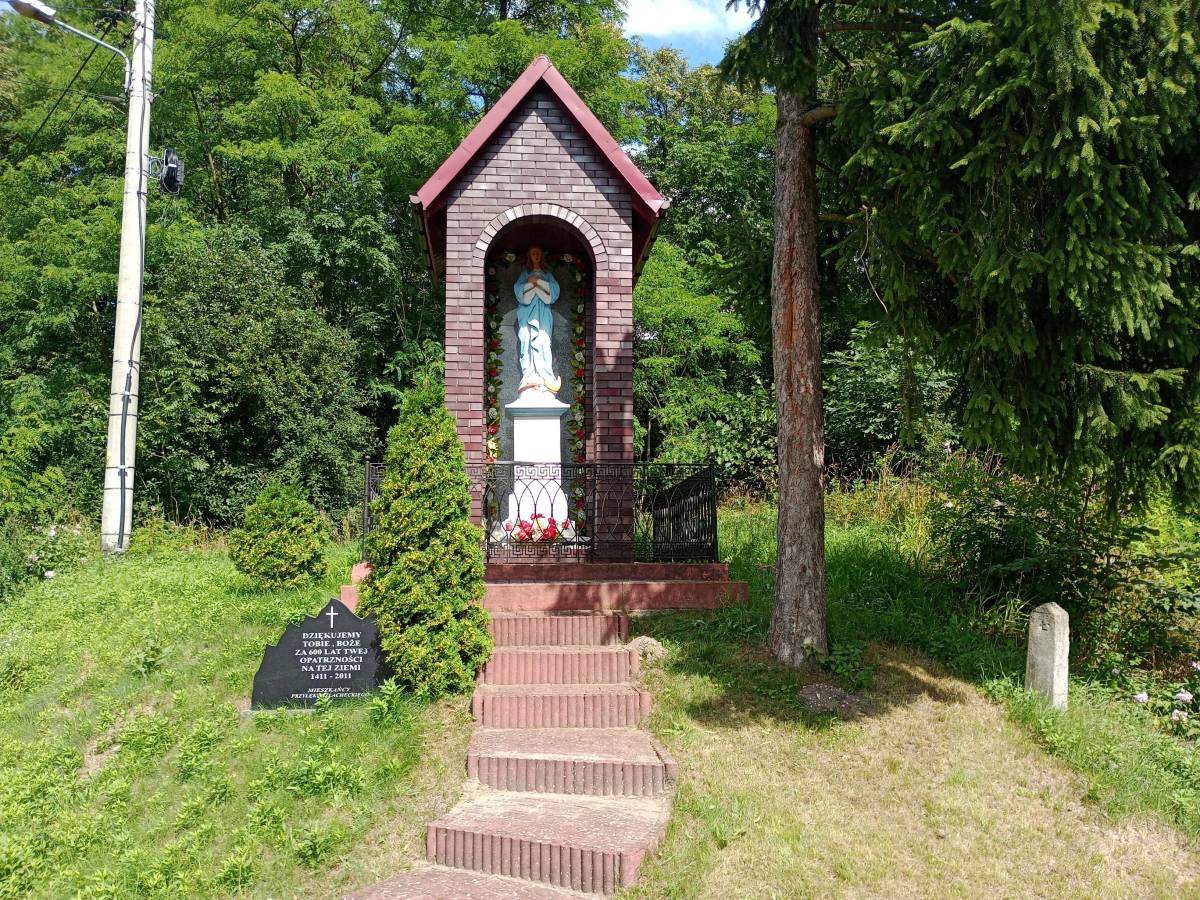 Kapliczka maryjna w Przyłęku - kapliczka maryjna w przyleku 2