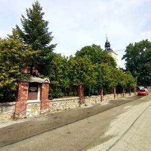 Tablica upamiętniająca Klasztor Ojców Franciszkanów w Lelowie - tablica upamietniajaca klasztor ojcow franciszkanow w lelowie 4