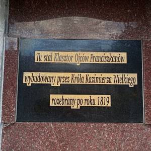 Tablica upamiętniająca Klasztor Ojców Franciszkanów w Lelowie - tablica upamietniajaca klasztor ojcow franciszkanow w lelowie 7