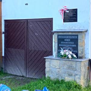 Tablica upamiętniająca Kazimierza Wąsowskiego - tablica upamietniajaca kazimierza wasowskiego 1