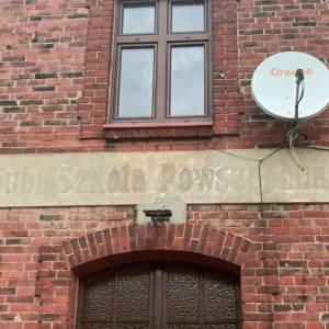Budynek dawnej szkoły w Bibieli - budynek dawnej szkoly w bibieli 17