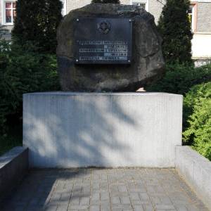 Pomnik Dzieciom Ofiarom Wojny w Prudniku - pomnik dzieciom ofiarom wojny w prudniku 1