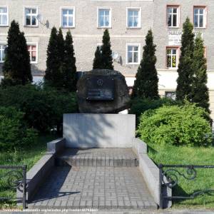 Pomnik Dzieciom Ofiarom Wojny w Prudniku - pomnik dzieciom ofiarom wojny w prudniku 6