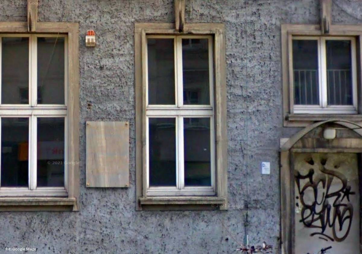 Tablica upamiętniająca Franciszka z Brzegu - tablica upamietniajaca franciszka z brzegu 1