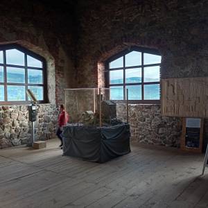 Zamek Księcia Henryka na Górze Grodna - zamek ksiecia henryka w marczycac 3