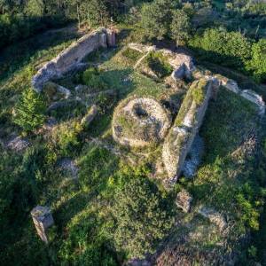 Ruiny Zamku Cvilín - cvilin selenburg z gory 03a