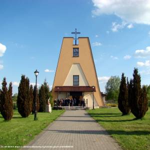 Kościół pw. Najświętszej Maryi Panny Matki Miłosierdzia w Jastrzębiu - kosciol jastrzab 2