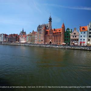 Ulica Długie Pobrzeże - 2010 07 09 gdansk by ralfr 148 kopia