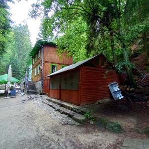 Schronisko PTTK „Kochanówka” - schronisko pttk kochanowka 1