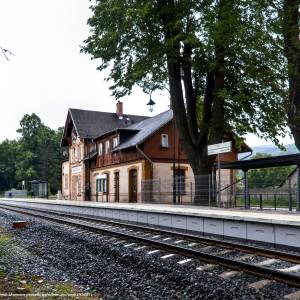 Stacja kolejowa w Miłkowie - stacja kolejowa w milkowie 1