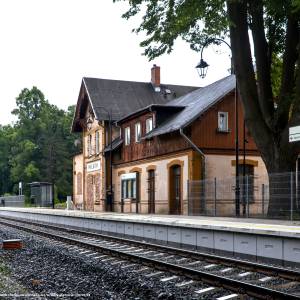 Stacja kolejowa w Miłkowie - stacja kolejowa w milkowie 2