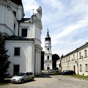Dzwonnica przy bazylice Narodzenia Najświętszej Maryi Panny w Chełmie - chelm zespol katedralny dzwonnica 1