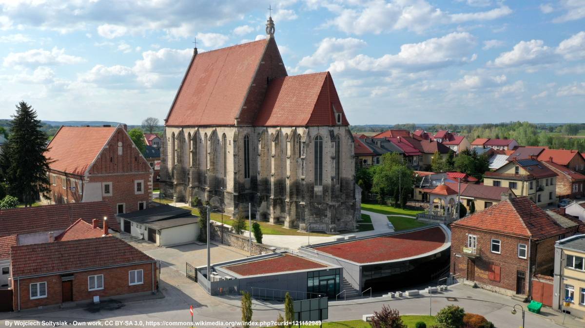 Zespół historyczny Wiślicy wraz z grodziskiem - archaeological museum in wislica