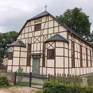 Dom modlitwy z Rząśnika w Łomnicy - dom modlitwy z rzasnika w lomnicy 1