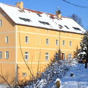 Dawny młyn wodno-elektryczny w Karpnikach - dawny mlyn wodno elektryczny w karpnikach 2