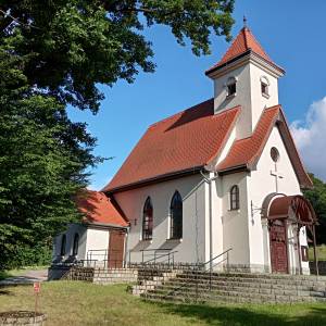 Kościół pw. Miłosierdzia Bożego w Przesiece - kosciol pw milosierdzia bozego w przesiece 3